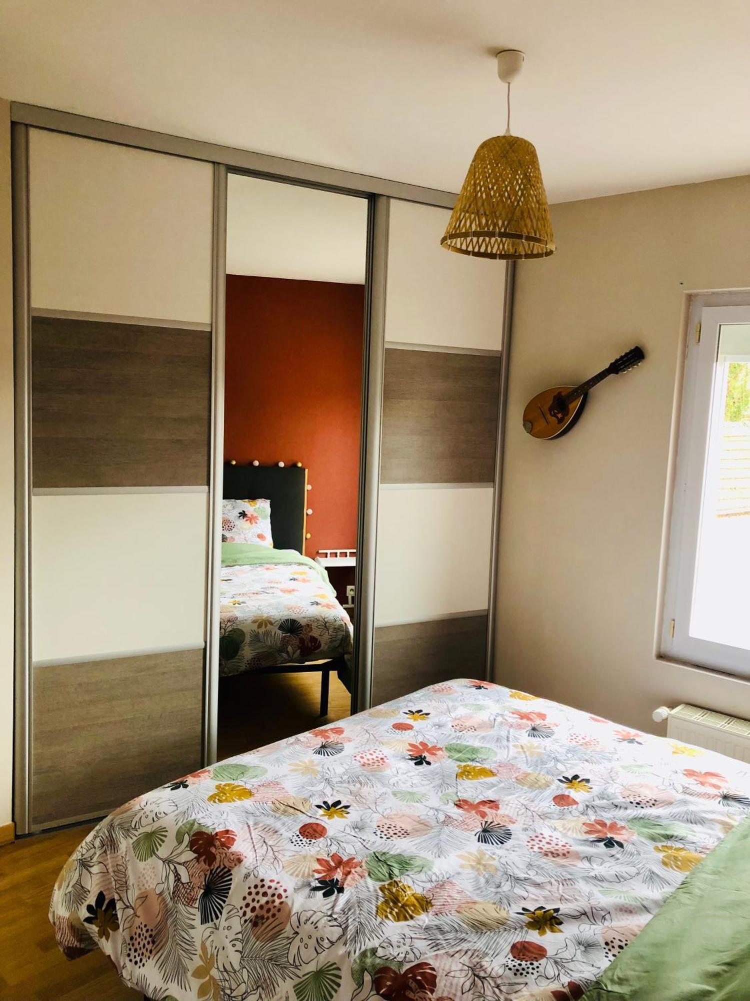 Logement Centre Ville D'Epernay Avec Parking Prive Екстер'єр фото